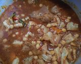 Foto del paso 8 de la receta: Guiso de mondongo  con garbanzos y patitas