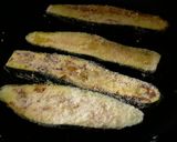 Foto del paso 5 de la receta: Calabacines empanizados con una rica salsa🍲🥘🍲