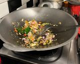Foto langkah ke 3 dari resep Tumis Bunga Pepaya.