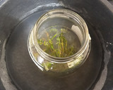 Foto del paso 1 de la receta: Manteca de aloe vera con aceite de coco y hierbas