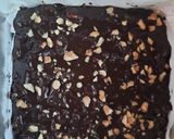 वाॅलनट चॉकलेट चिक्की (walnuts chocolate chikki recipe in Hindi) रेसिपी चरण 4 फोटो