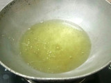 સુખડી (Sukhadi Recipe In Gujarati)