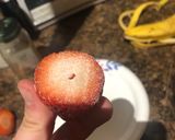 A picture of step 2 of Le sucre a couvert des fraises.