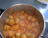 Foto del paso 4 de la receta: Albóndigas de ternera al horno con tomate