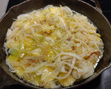 Foto del paso 2 de la receta: Tortilla patatas, cebolla y chorizo