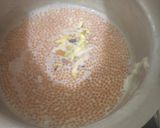 A picture of step 4 of Halim seeds milk.