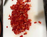 Foto del paso 3 de la receta: Bacalao y merluza con tomate ensayando para Semana Santa