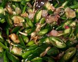 Foto langkah ke 2 dari resep Oseng Tempe Cabe Ijo.