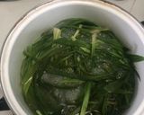 Hình bước làm 2 của món Nước mủ trôm+lá dứa +hạt chia