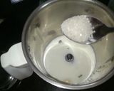 A picture of step 2 of Healthy Almond Milk Shake.