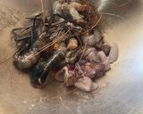 Foto langkah ke 3 dari resep Seafood Saus Padang.