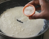 ரவா கேக் ரெசிபி ஸ்டேப் 3 புகைப்படம்