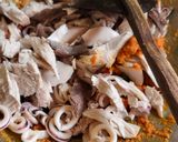Foto langkah ke 7 dari resep Nasi Bakar Isi Tongkol, Cumi, Dan Kecombrang.