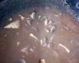 A picture of step 3 of Mushroom paneer masala.