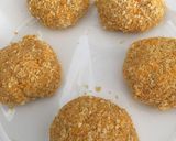 Foto langkah ke 3 dari resep Kroket kentang labu kuning.