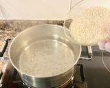 A picture of step 3 of Rice Pudding Cake.