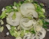 Foto langkah ke 2 dari resep Nasi Goreng Hongkong.