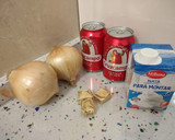 Foto del paso 1 de la receta: Mejillones en salsa de cerveza con nata y patatas fritas
