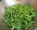 A picture of step 4 of Garlic Flat Beans or Lahsuni Sem.