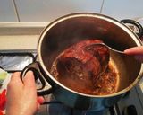 Foto del paso 2 de la receta: Carne mechada a la chilena