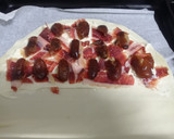 Foto del paso 3 de la receta: Empanada de mascarpone, jamón y dátiles