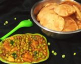 ছাতুর লুচি ও কড়াইশুঁটির ঘুগনি(Chhatur Luchi & Karaisutir Ghugni recipe in Bengali) রেসিপির ধাপ 7 ছবি