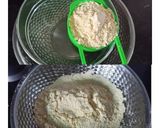 A picture of step 1 of Besan Methi Puri with Puri Chaat.