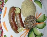 Foto del paso 11 de la receta: Chorizos con dos tipos de cocimiento y chayota, granos cabecita negra y puré