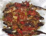 Foto langkah ke 5 dari resep Tumis ikan Pindang.