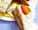 A picture of step 7 of Strawberry Cream Cake.