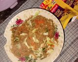 Foto langkah ke 5 dari resep Mi Bihun Goreng Sederhana.