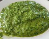 Foto del paso 3 de la receta: Salsa de perejil