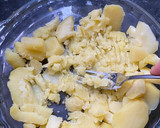 Foto del paso 5 de la receta: Caracolas de hojaldre, rellenas de ensaladilla rusa