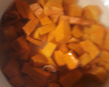 Foto del paso 3 de la receta: Guiso de porotos negros arroz y manitos de cerdo