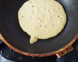 Foto langkah ke 4 dari resep Banana pluffy pancake.