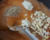 A picture of step 4 of Arrowroot Karachi Halwa.
