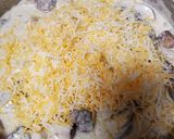 Foto del paso 4 de la receta: Pollo cremoso con champiñones