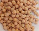 A picture of step 1 of Fluffy's quick spicy chickpea salad.