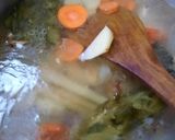 Foto langkah ke 3 dari resep Sop Ikan Tuna.