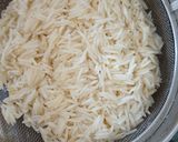 A picture of step 1 of Gujarati khada bhat.