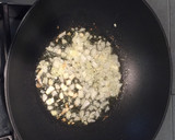 Foto del paso 3 de la receta: Quinoa con morrones, champiñones, zanahoria y pechuga de pavo