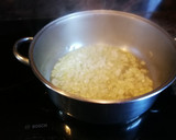Foto del paso 2 de la receta: Salsa de calabacín  con macarrones  y atún o con albóndigas