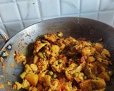 गोभी मटर की मिक्स वेज (gobi matar ki mix veg recipe in Hindi) रेसिपी चरण 5 फोटो