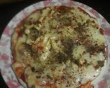 A picture of step 8 of ONION  CAPSICUM  double  cheese  pizza without oven.
