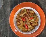 Foto langkah ke 5 dari resep Tumis pepaya pedas manis.