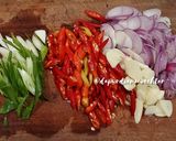 Foto langkah ke 3 dari resep Putih Telur Bumbu Tumis Kecap.