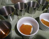 Hình bước làm 2 của món Flan