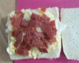 Foto langkah ke 3 dari resep Sandwich telur n smokebeef.