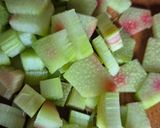 Une image de l'étape 5 de Carré pâtissier à la rhubarbe avec son crumble 😃.