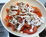 蕃茄菇菇炒蛋（蜂蜜版）的食譜步驟2照片